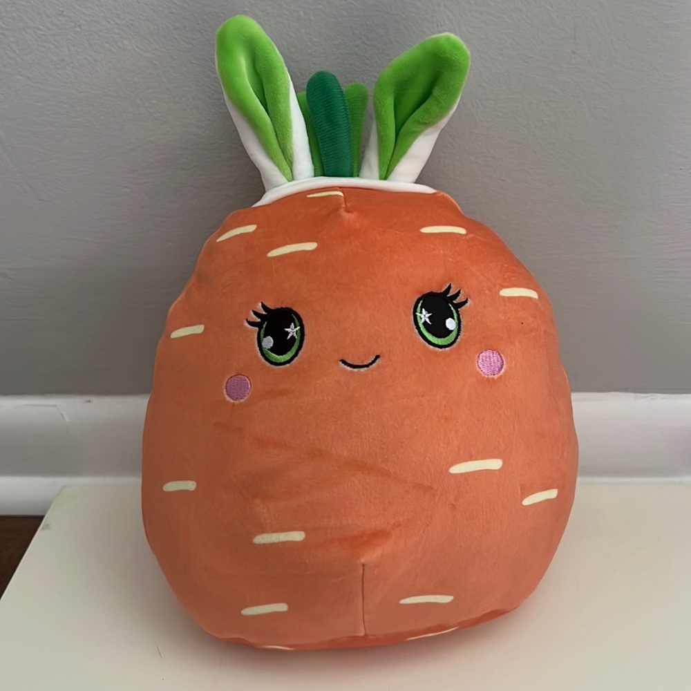 Squishmallow Carrot 8” - Caroleena plush mystery squad Easter 2022
